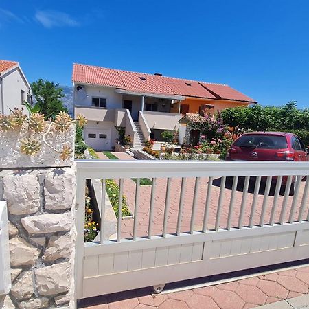 Apartman "Flower Garden" Ražanac 외부 사진