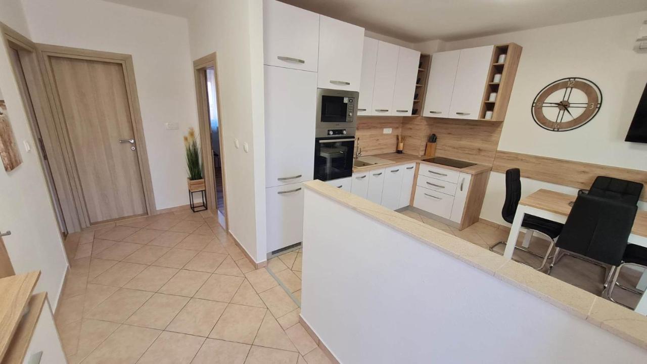 Apartman "Flower Garden" Ražanac 외부 사진